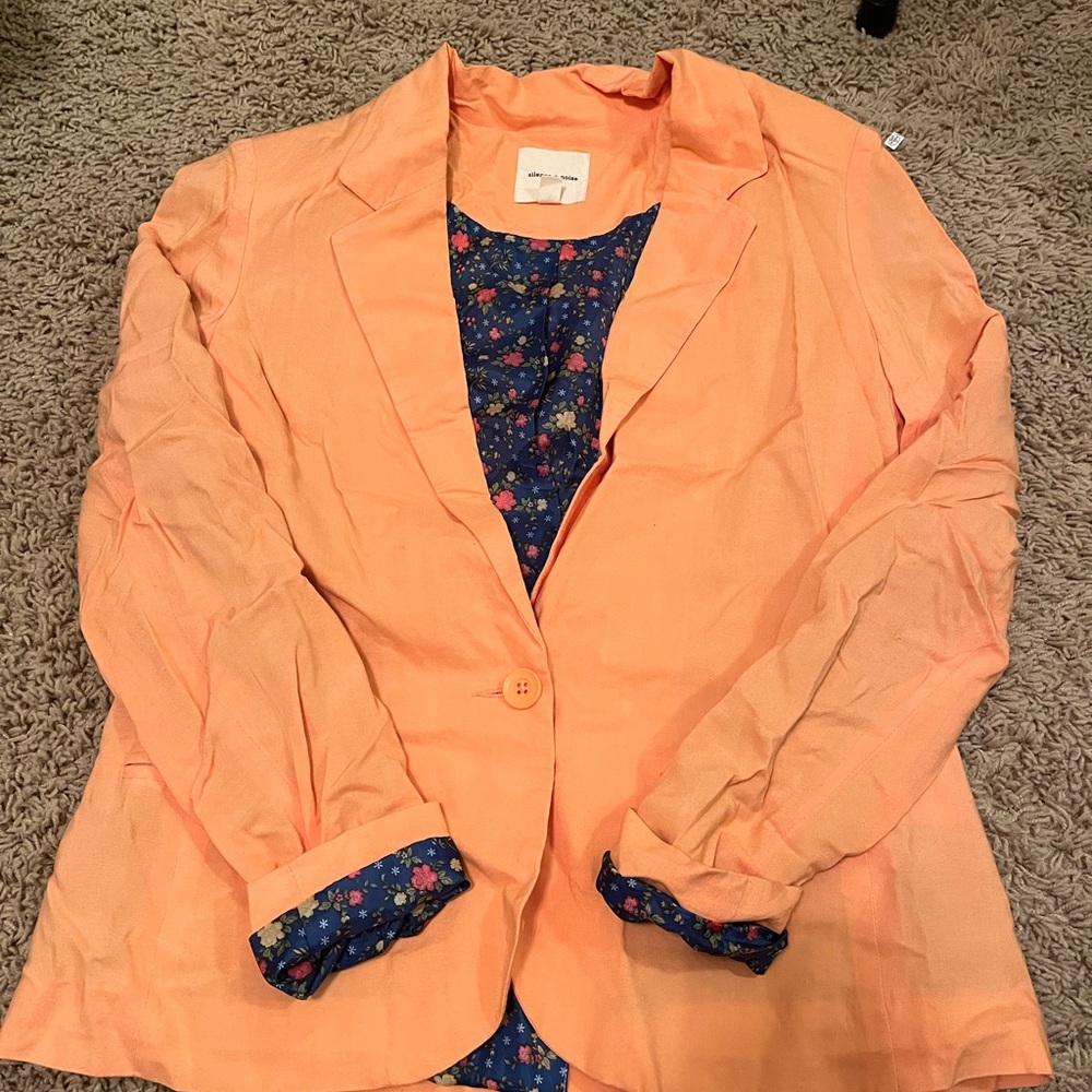 Silence + Noise Peach Blazer with Navy Floral Lining